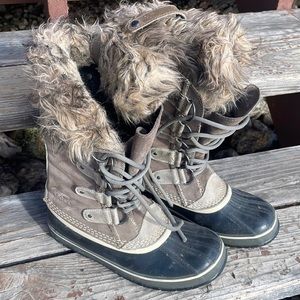 Ladies Sorel Joan of Arctic Grey Size 9